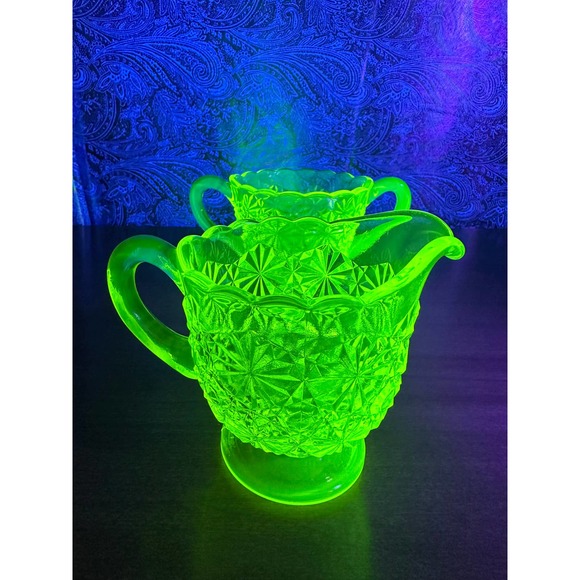 Vintage Vaseline daisy and buttons open sugar and creamer set by Degenhart glass - Picture 4 of 10